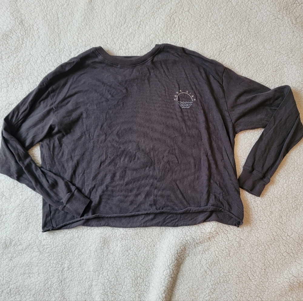 Large cropped Pura Vida long-sleeved t-shirt